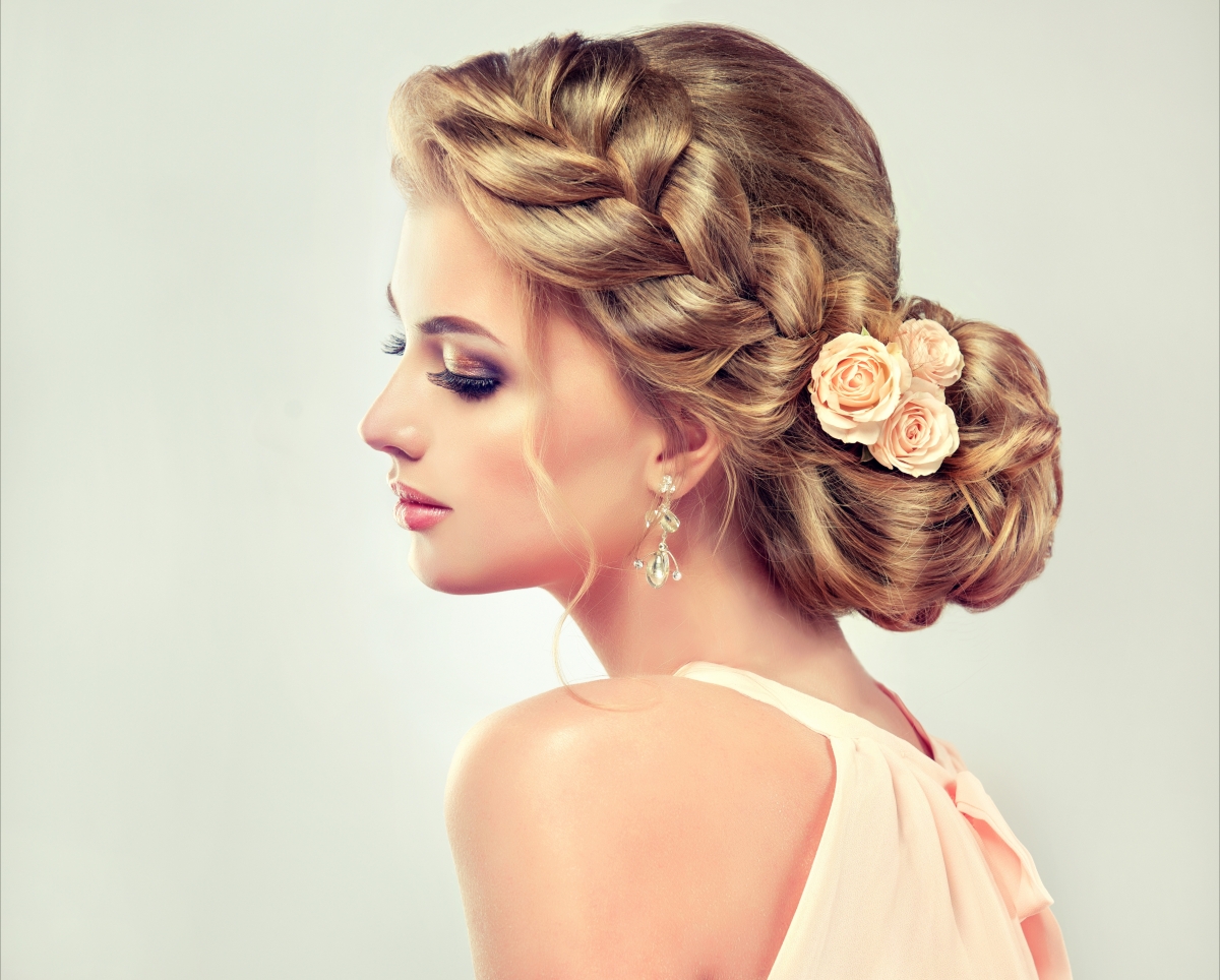 Fashion beauty model 6K wallpaper