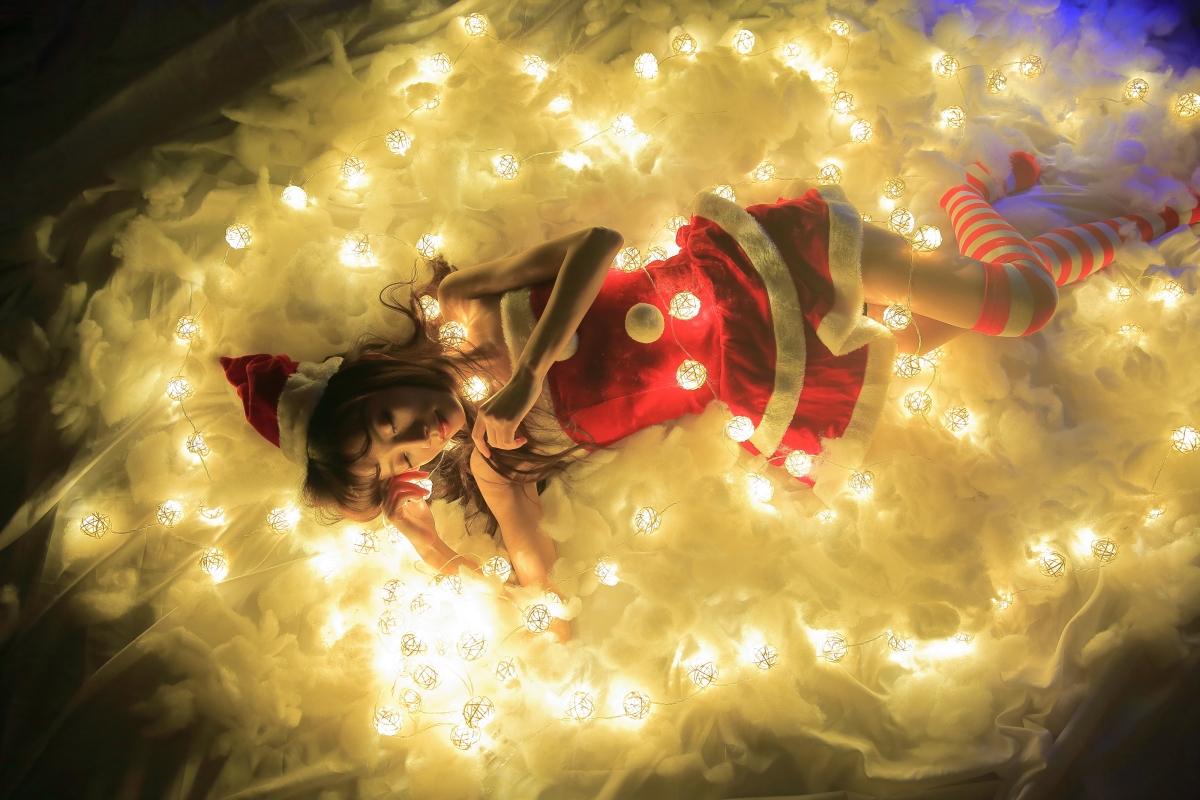 Christmas lights beauty 4K wallpaper