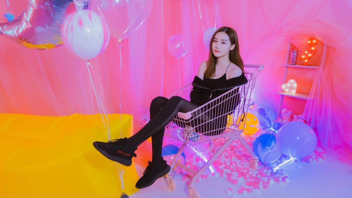 Balloon shopping basket 4K beautiful wallpaper