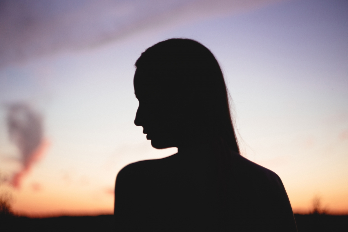 Woman Silhouette Sunset Beauty 4K Wallpaper