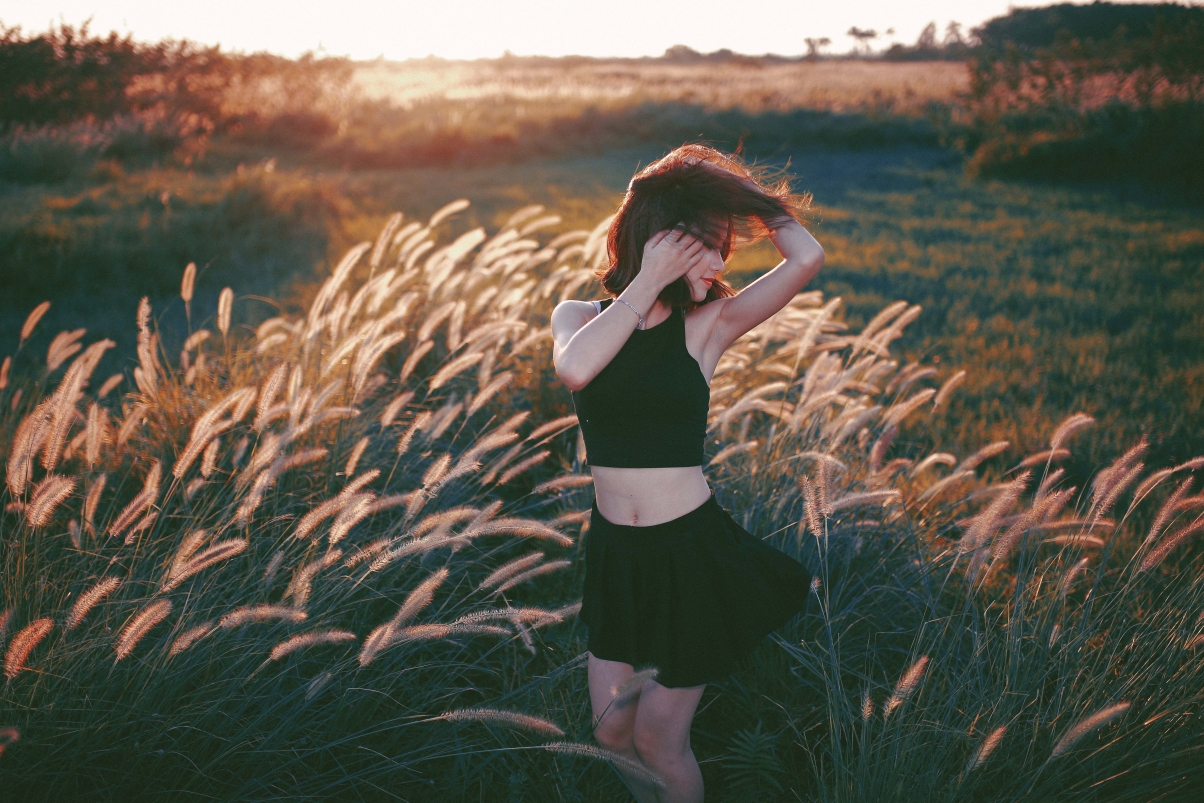 Girl Outdoor Photography 5K Beauty Picture
