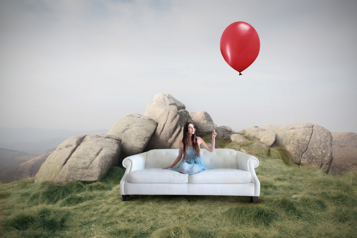 Girl sofa big stone balloon 4K