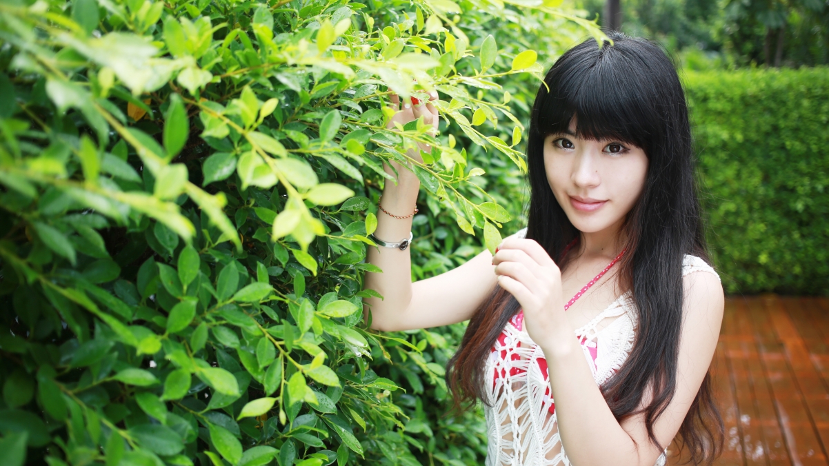 Liu Xueni verna long hair beauty model