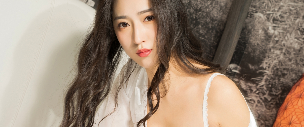 Carat Goddess Jiang Lusen Female 3440x