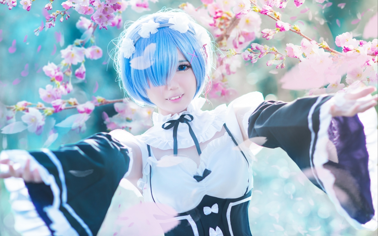 Cute COS beauty 4K wallpaper