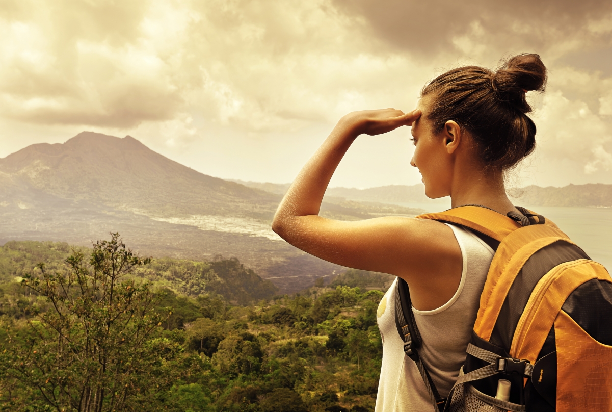 4K pictures of beautiful women climbing outdoors
