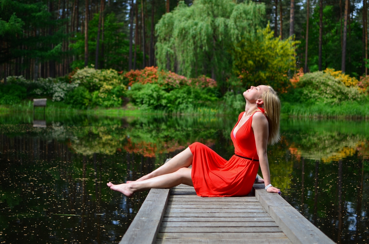 Lake outdoor summer leisure red