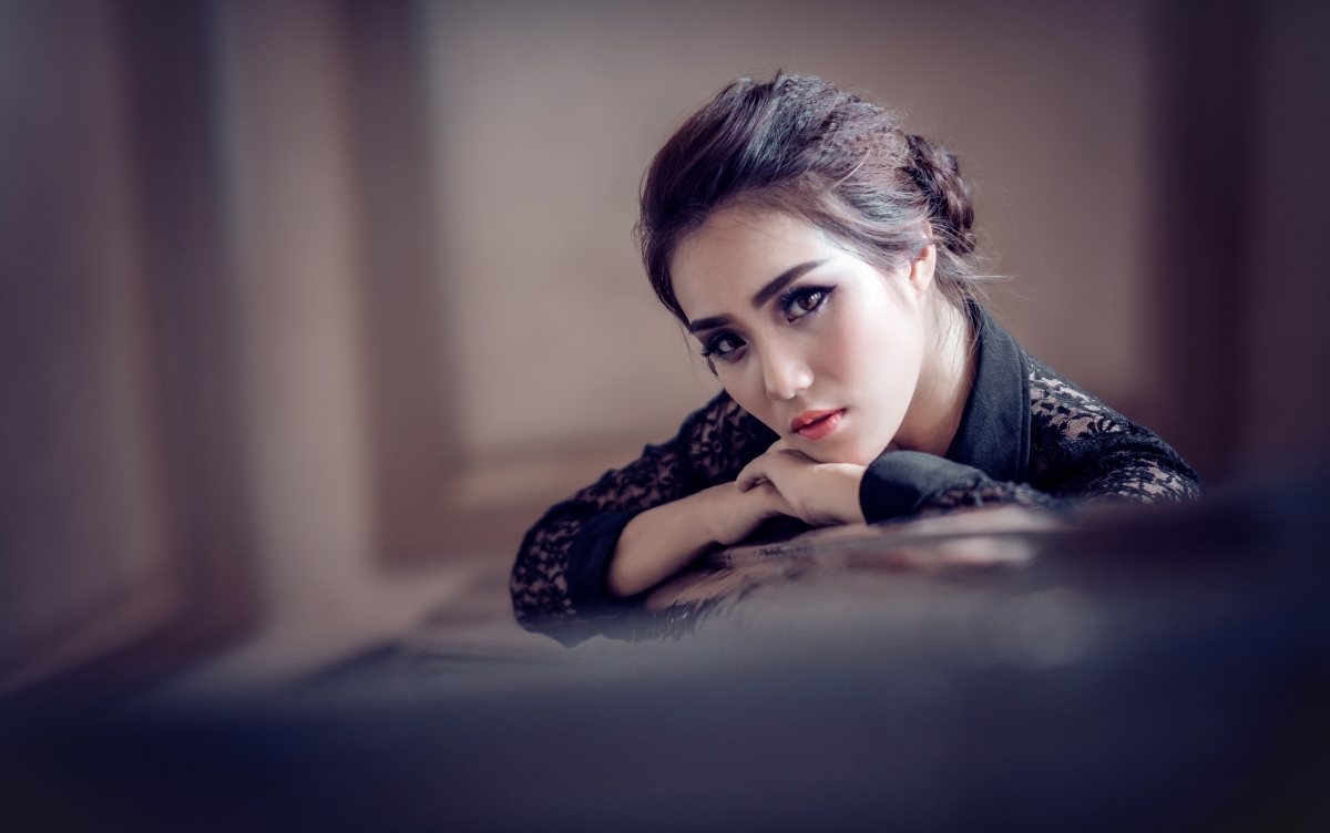 Beautiful Brunette 4K Wallpaper