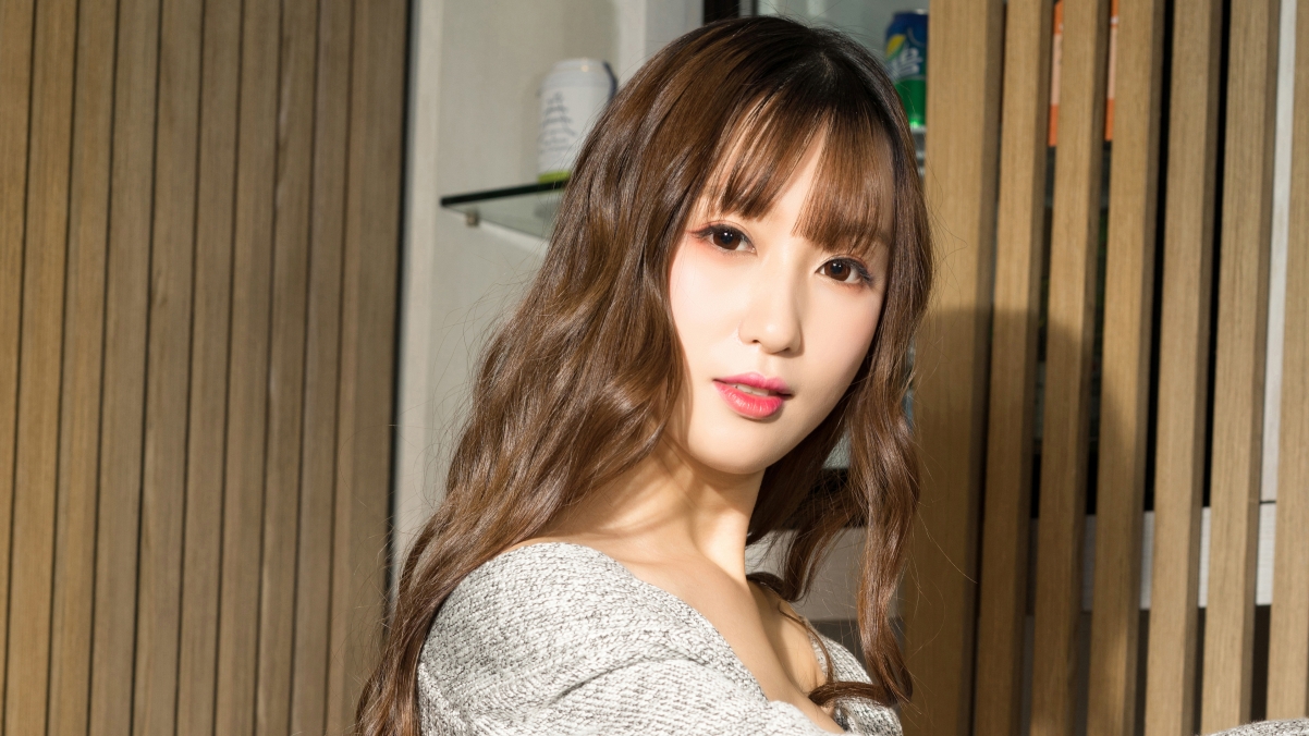 Dandan seductive long hair beauty 4k wallpaper
