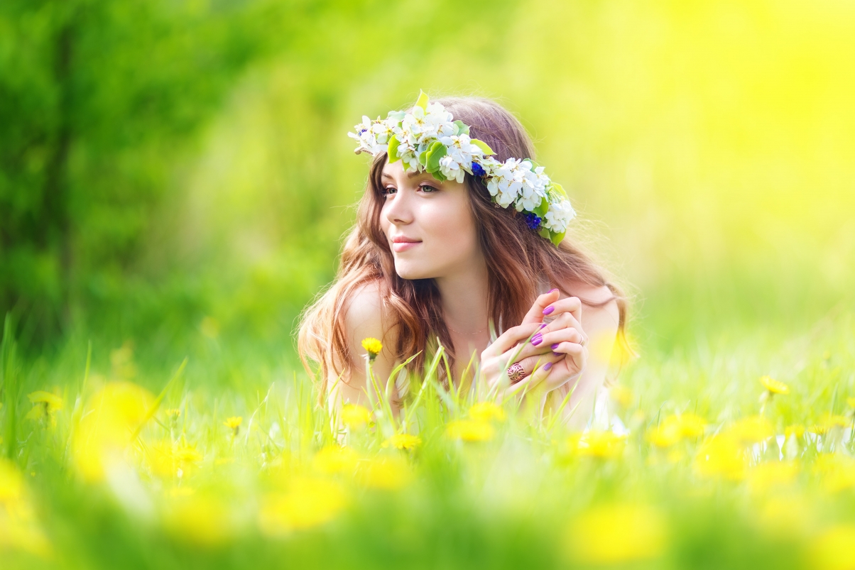 Meadow girl wreath flowers 7k