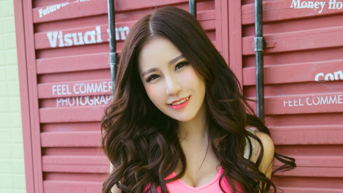 Huhu Long Hair Wavy Curly Hair Beauty 4k