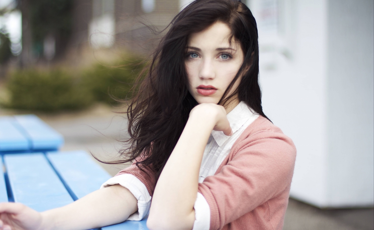 Emily Rudd beauty picture