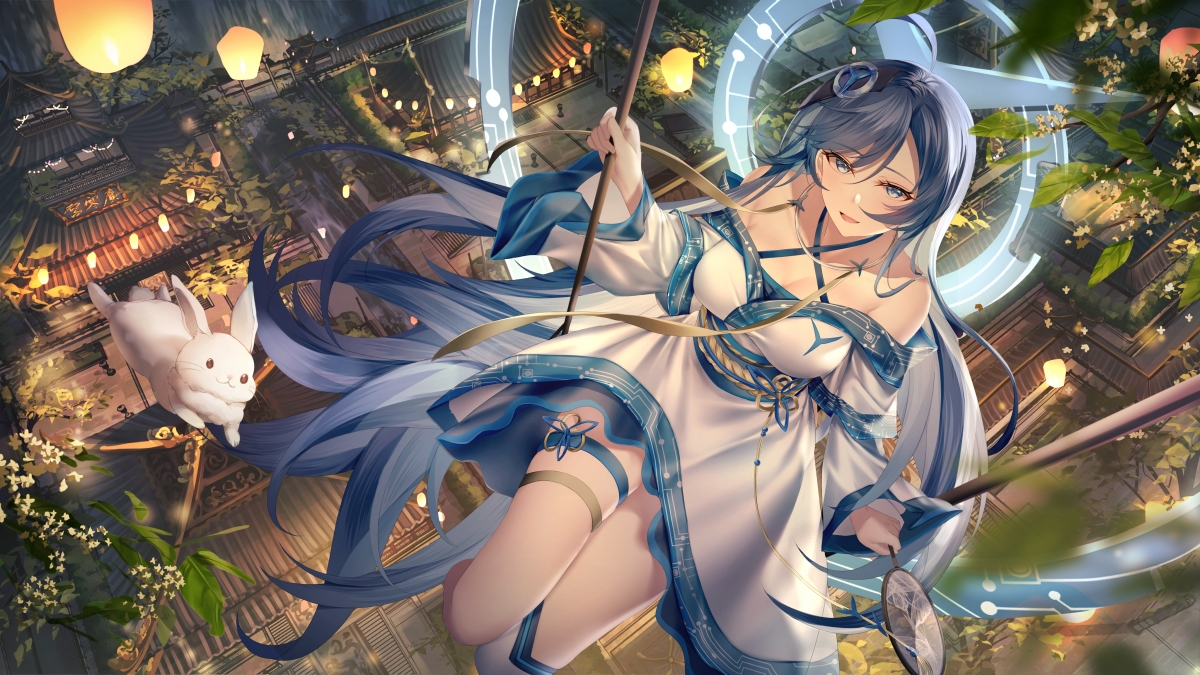 Swinging ancient style beauty night hole