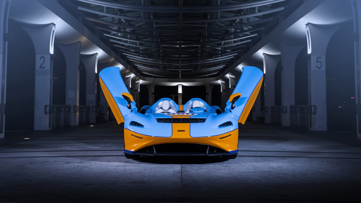 McLaren elva gulf theme