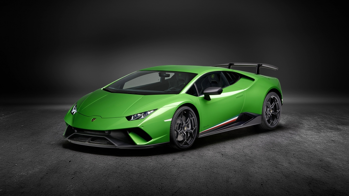 Green Lamborghini Huracan Pe