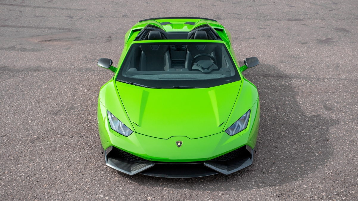 Green Lamborghini 4K Sports Car Wallpaper