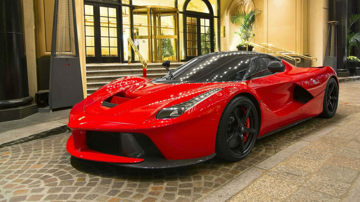 Red Ferrari Laferrari Ultra