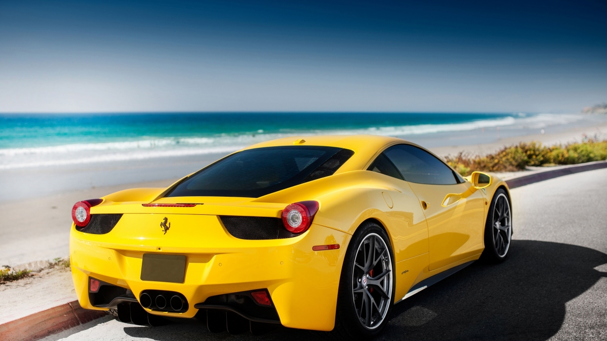 Ferrari 458-TC Yellow Run by the Sea