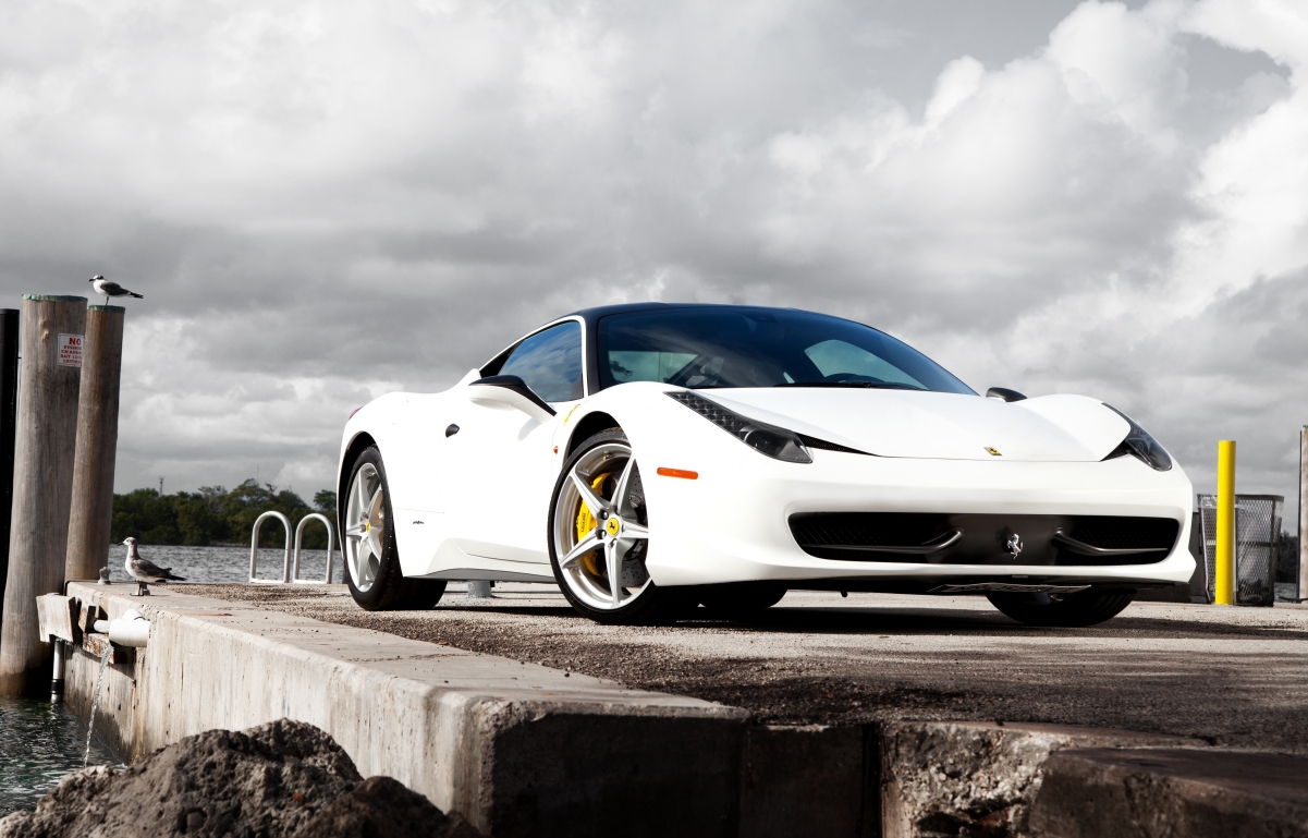 White Ferrari 458 Italia running