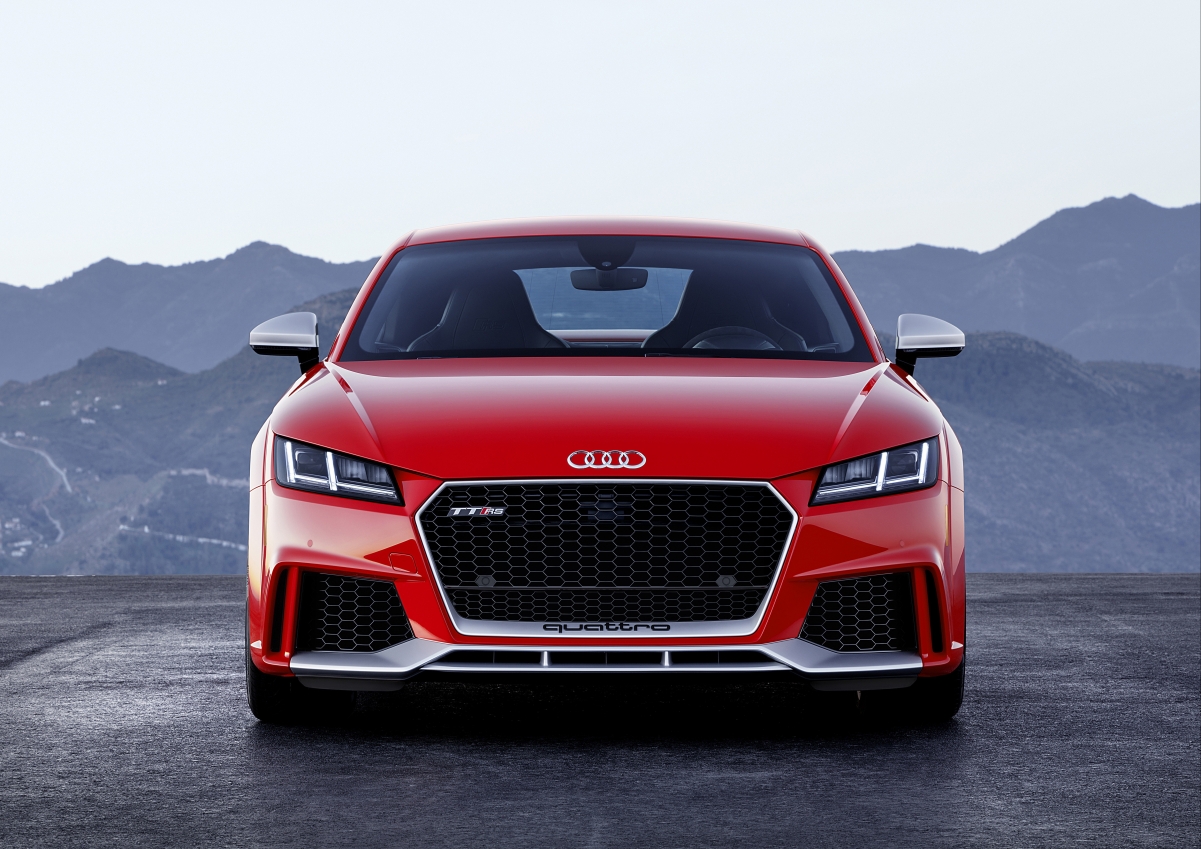 2018 red Audi 4K pictures