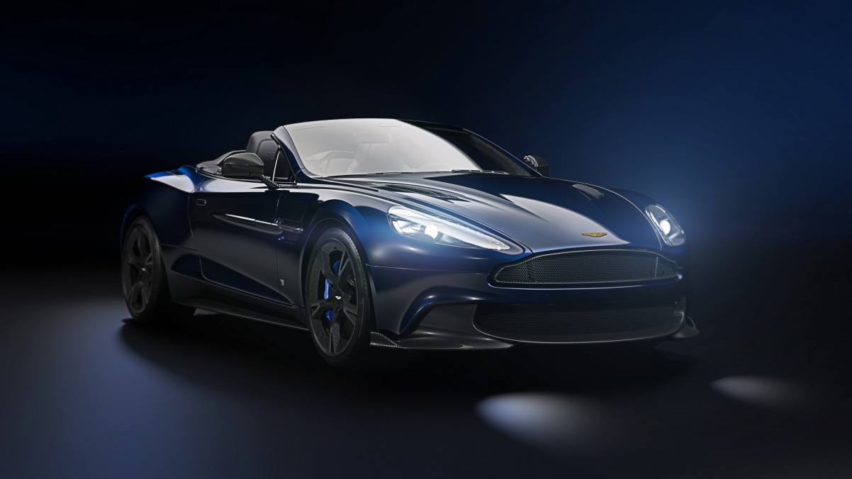 2018 Aston Martin Blue Run