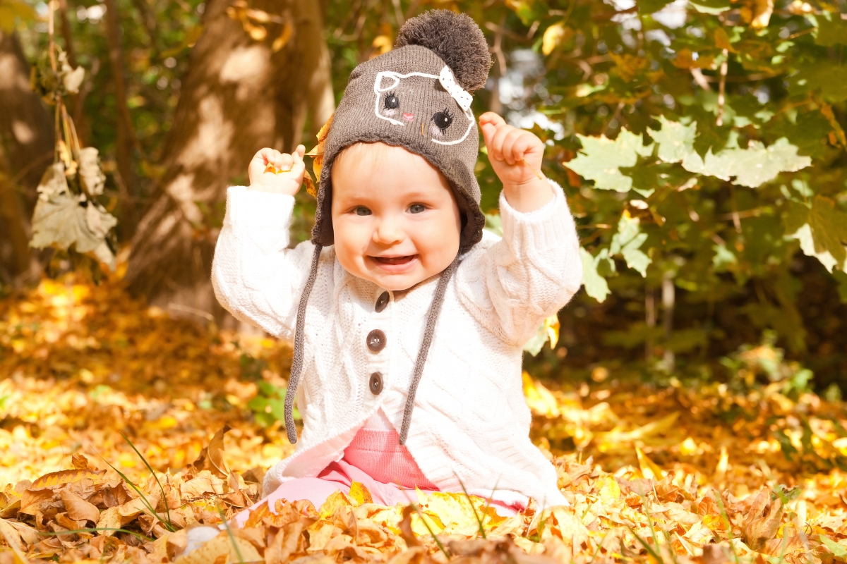 Baby Smile Hat 4K Wallpaper