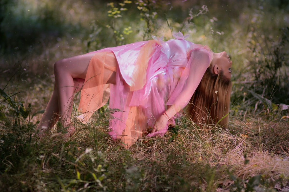 Forest girl in pink skirt Yui