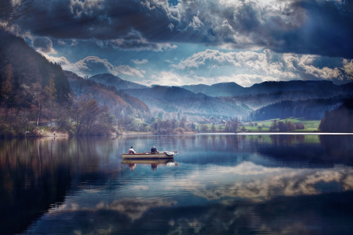 Lake boat reflection 4K landscape picture
