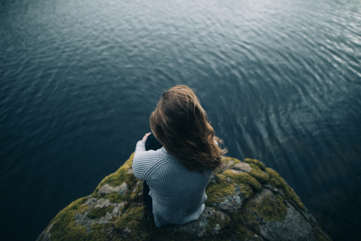 Sea, rocks, girl, sweater, 4K wall