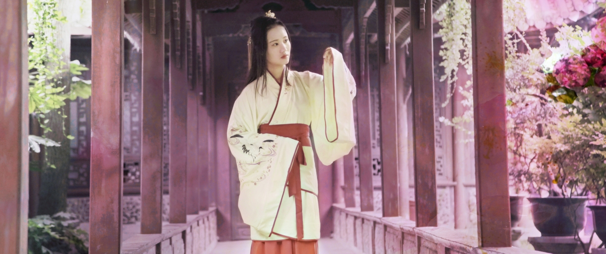 Beauty in Hanfu, Chinese style 3440