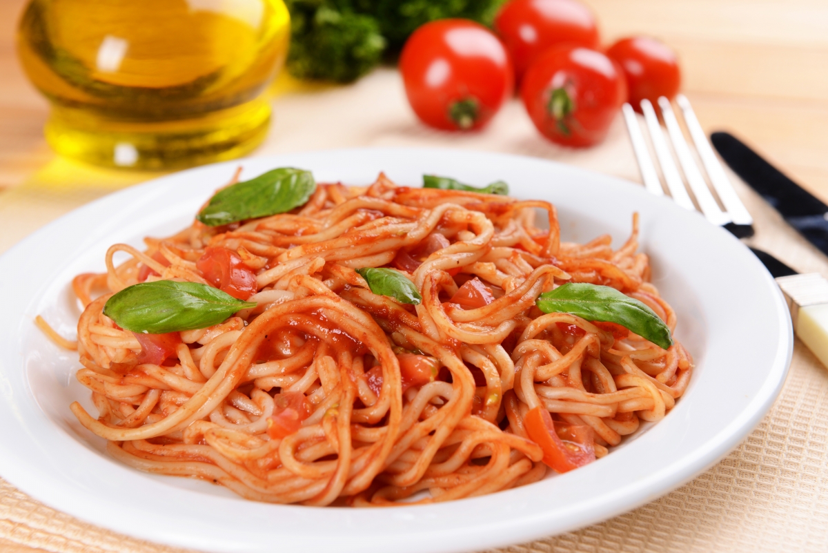 Noodles, mushrooms, tomatoes, gourmet illustration