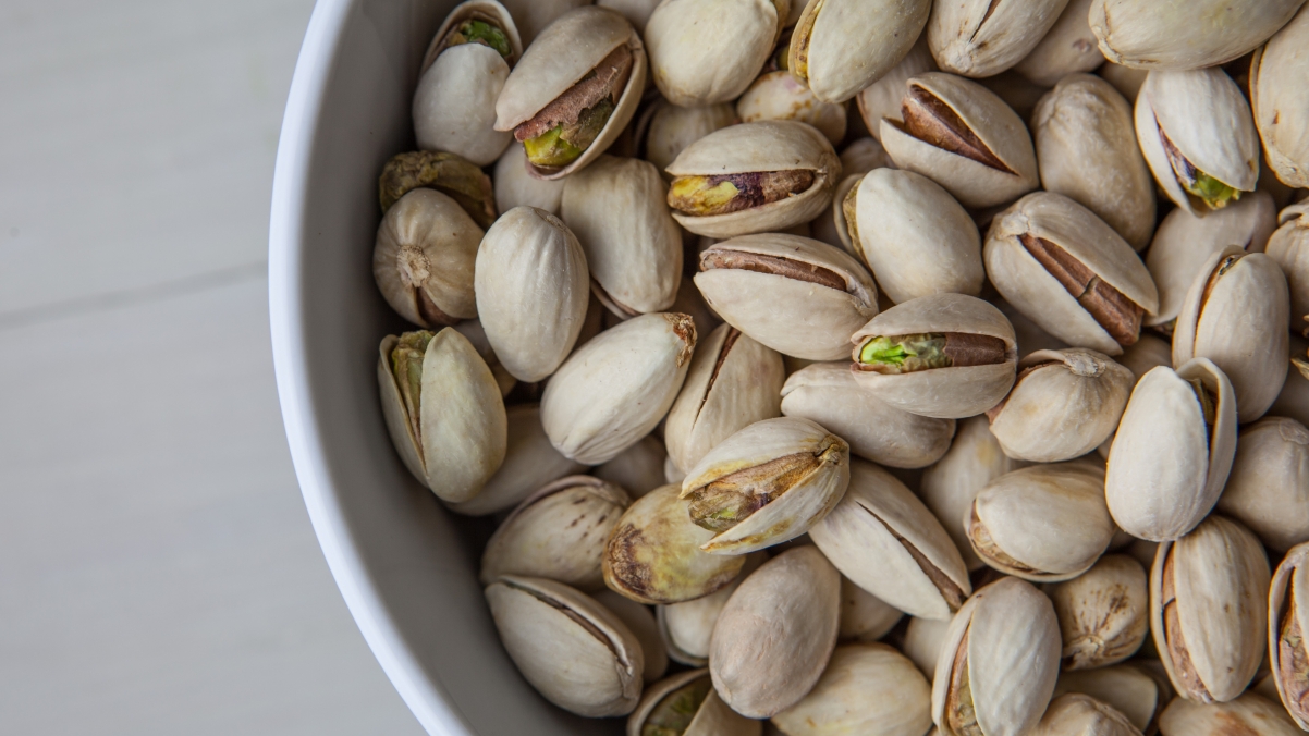 Nuts Food Pistachio 4K Wallpaper