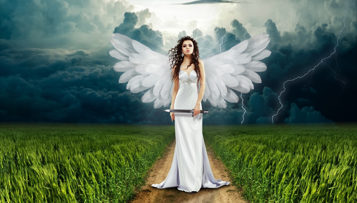 Angel Lightning Cloud Grass Road 5k Wall