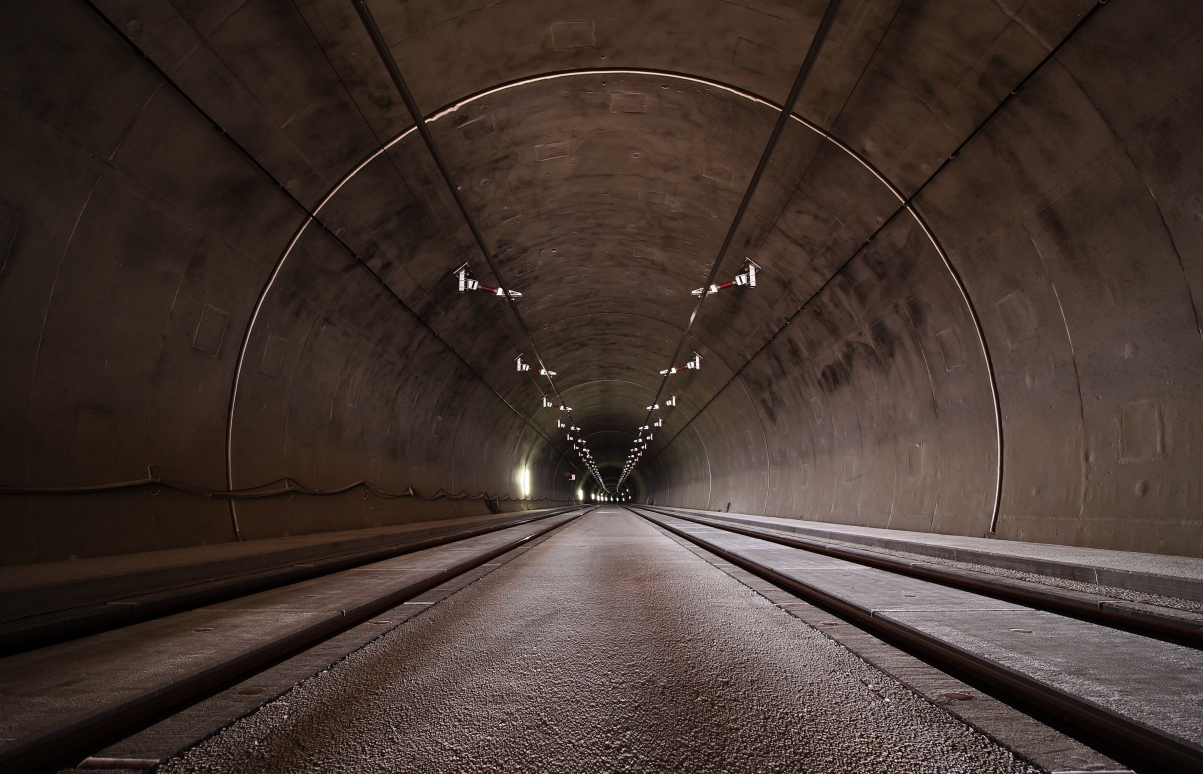 Tunnel picture