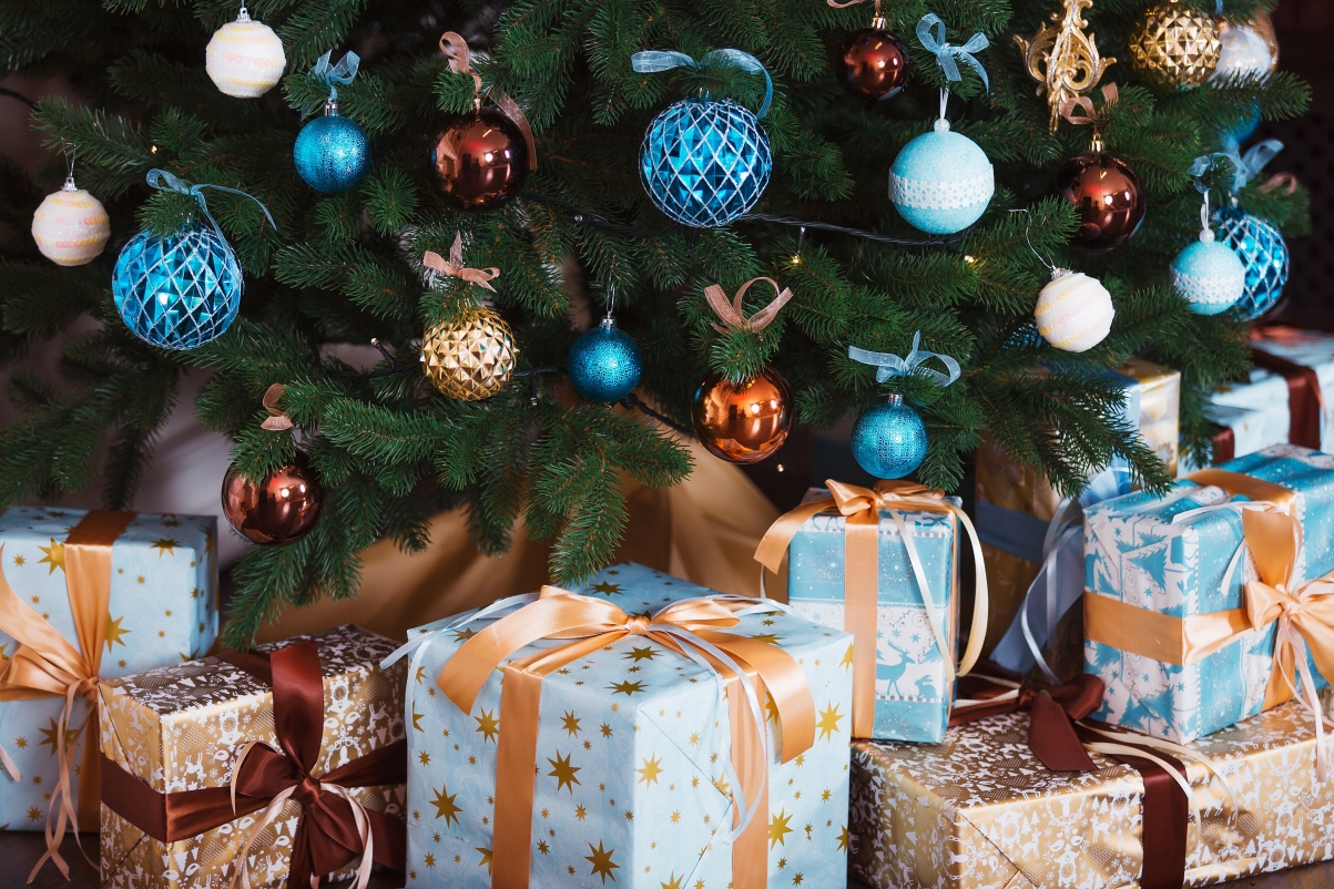 Christmas ball, christmas tree, christmas gift