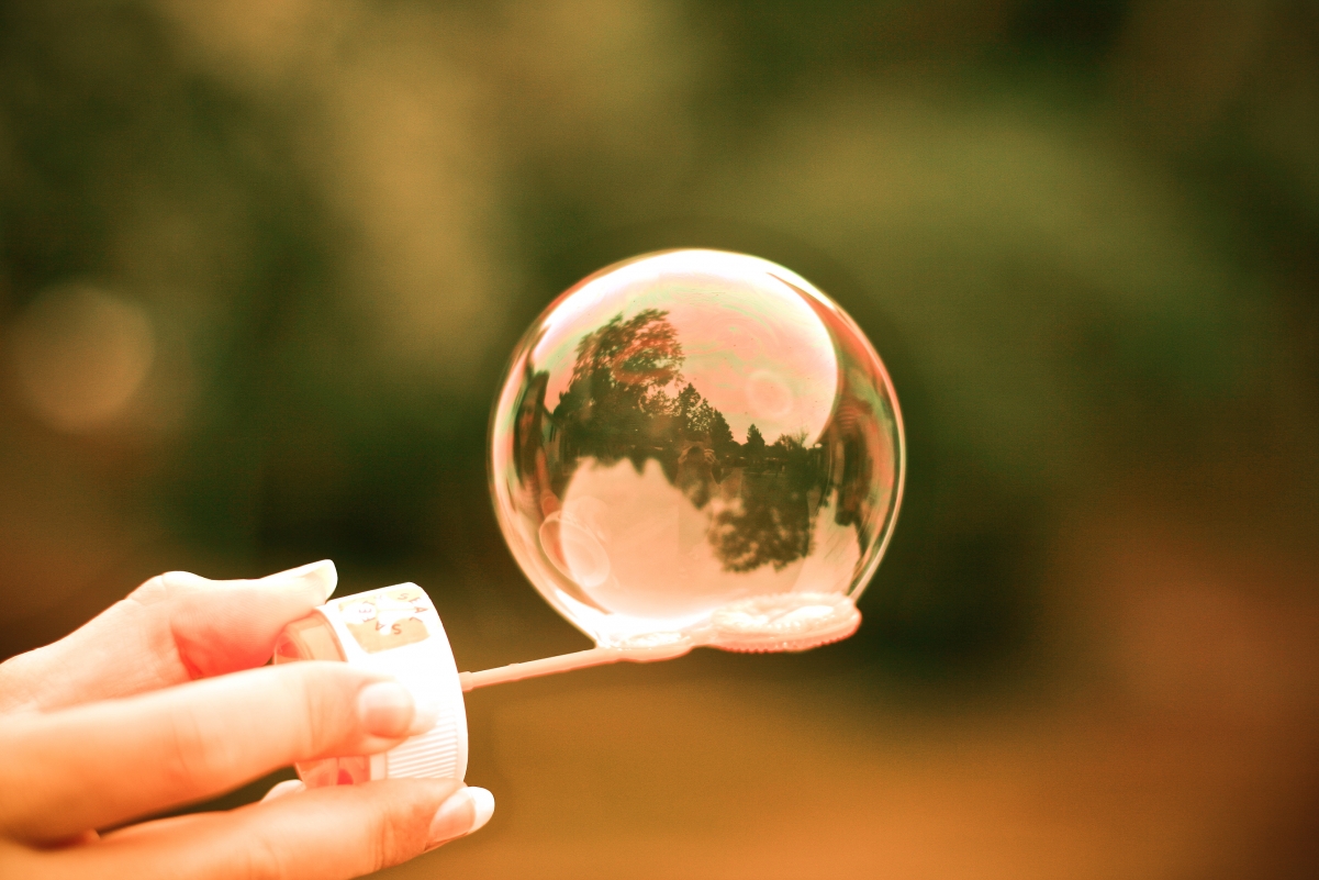 Colorful bubbles 4k wallpaper