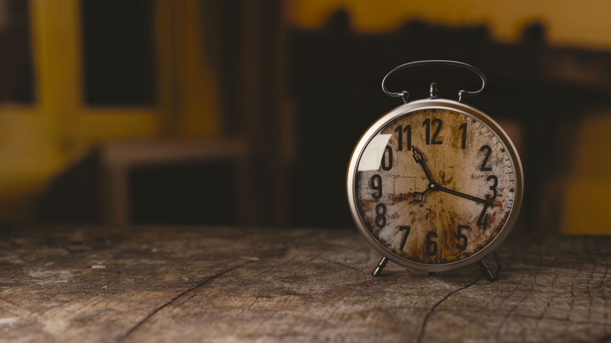 Old clock wall clock watch time