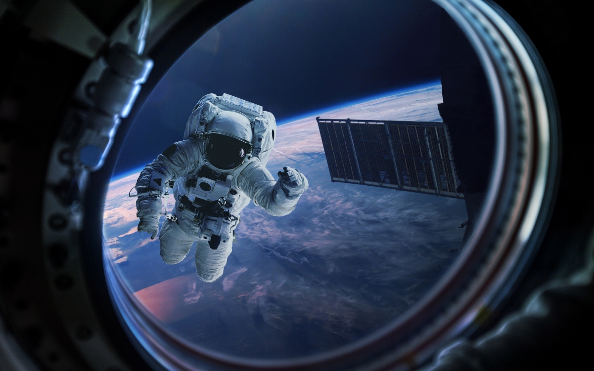 Space and astronaut orbit 5K pictures
