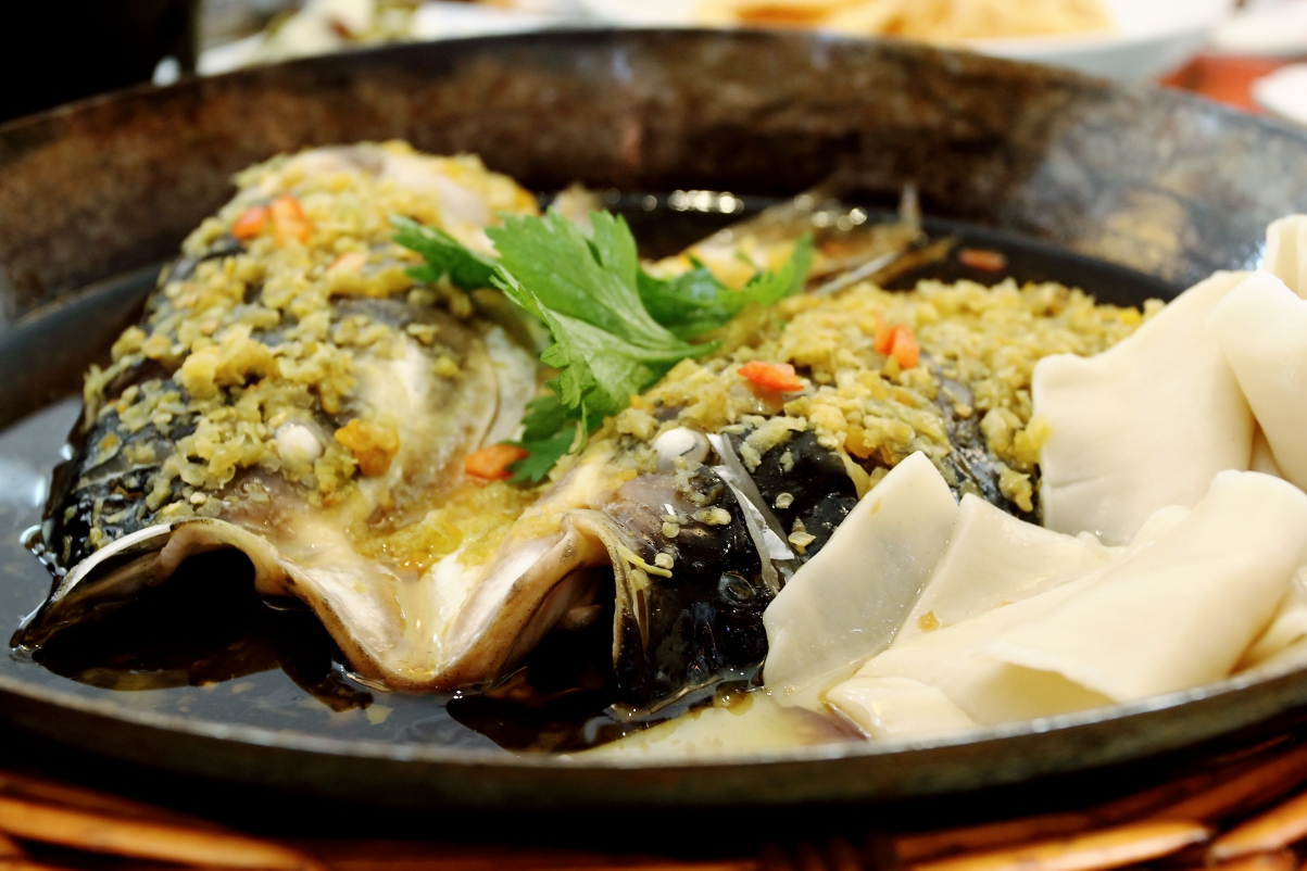 Chopped pepper fish head picture