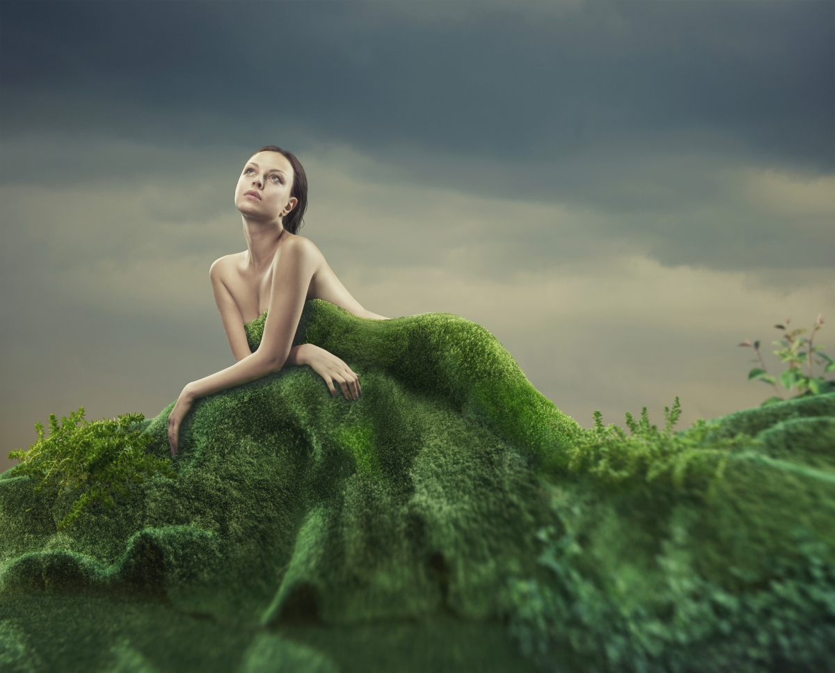 Girl with creative hair 4K wallpaper